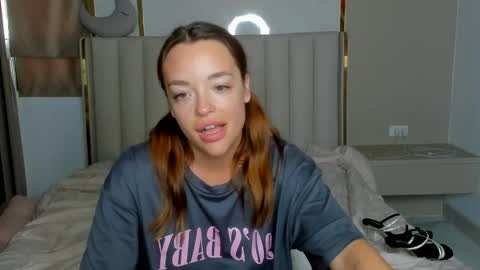 stella online show from April 2026 12:33:02 AM