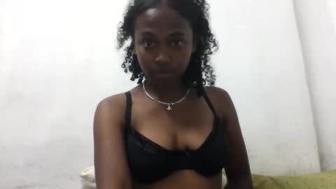 Snapshot of stellahjounett chatting on May 2026 07:19:02 PM StellahJounett online show from May 2026 07:19:02 PM