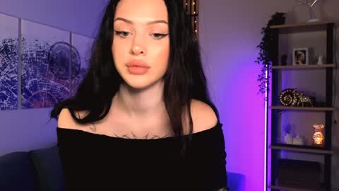 Snapshot of stellary_shy chatting on December 2024 12:55:02 PM Stellary online show from December 2024 12:55:02 PM