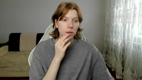 S T E L L A online show from April 2026 10:16:01 AM