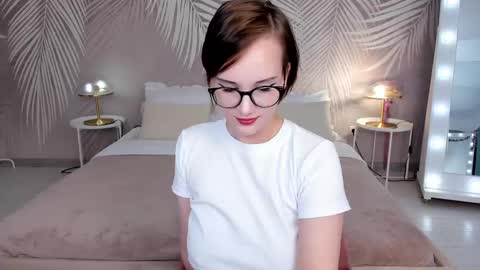 Stella online show from January 2025 08:14:01 AM