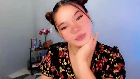 Snapshot of stellaxtemptationx chatting on November 2025 09:51:02 AM Stella sweet online show from November 2025 09:51:02 AM