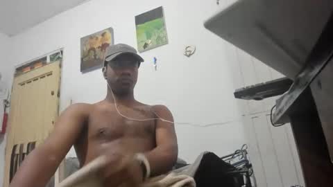Snapshot of stemanlu9 chatting on April 2026 05:52:02 PM Steman online show from April 2026 05:52:02 PM