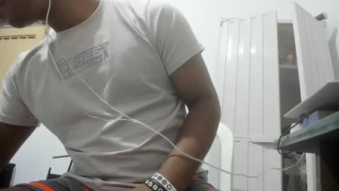 Snapshot of stemanlu9 chatting on April 2026 04:04:01 AM Steman online show from April 2026 04:04:01 AM