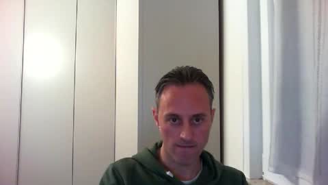 Snapshot of sten015 chatting on December 2024 04:15:02 PM sten015 online show from December 2024 04:15:02 PM