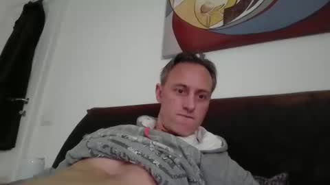 sten015 online show from February 2026 01:49:01 PM