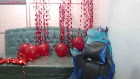 Snapshot of stephania_t chatting on February 2025 10:33:02 AM Stephania online show from February 2025 10:33:02 AM