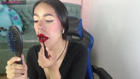 Stephania online show from February 2025 10:27:02 AM