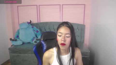 Snapshot of stephania_t chatting on March 2025 10:56:02 AM Stephania online show from March 2025 10:56:02 AM