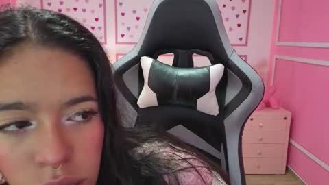 Snapshot of stephania_t chatting on September 2025 11:33:02 AM Stephania online show from September 2025 11:33:02 AM