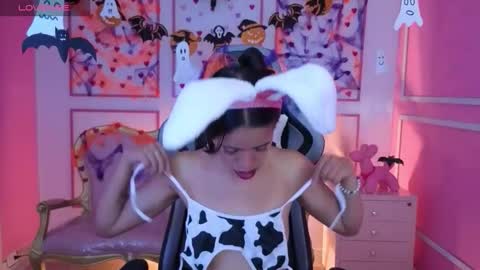 Snapshot of stephania_t chatting on October 2025 12:23:02 PM Stephania online show from October 2025 12:23:02 PM