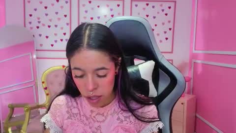 Stephania online show from February 2026 12:08:01 PM