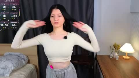 Amelia online show from April 2026 01:25:01 AM