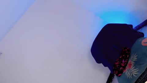 STEPHANIE online show from February 2025 09:31:02 AM