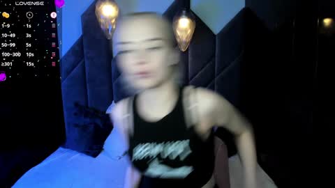Snapshot of stephanie_sea chatting on January 2025 02:37:01 PM Stephanie Sea online show from January 2025 02:37:01 PM