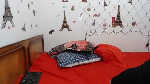 Stephanie   online show from January 2025 11:03:01 AM