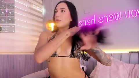 Stephany  online show from April 2026 04:43:02 PM