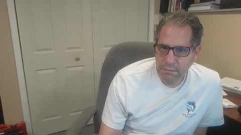 stephenhal9 online show from November 2025 11:54:01 PM