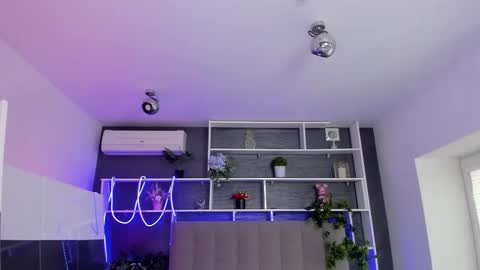 Snapshot of stephierousee chatting on March 2026 06:29:01 AM Stephie online show from March 2026 06:29:01 AM