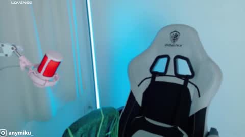 Snapshot of stephybrown chatting on December 2024 04:41:02 AM stephy online show from December 2024 04:41:02 AM