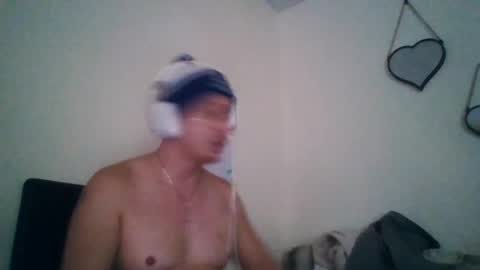 NineTwoFIve...... online show from December 2025 05:10:02 PM