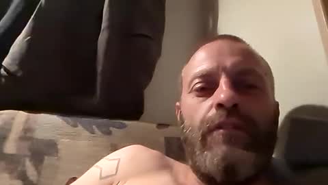 Snapshot of sterng123 chatting on February 2025 05:04:02 AM sterng123 online show from February 2025 05:04:02 AM