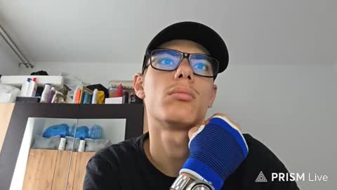 Steve371967 online show from October 2025 11:07:02 AM