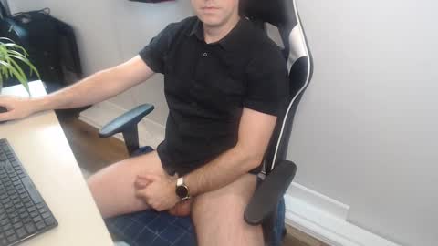 Snapshot of steve_oo8 chatting on February 2025 05:50:02 PM steve_oo8 online show from February 2025 05:50:02 PM