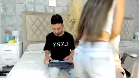 stevenandlaura_ online show from May 2026 11:35:01 PM