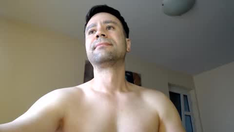 Snapshot of stevenbradley2017 chatting on June 2026 05:11:01 AM Steven online show from June 2026 05:11:01 AM