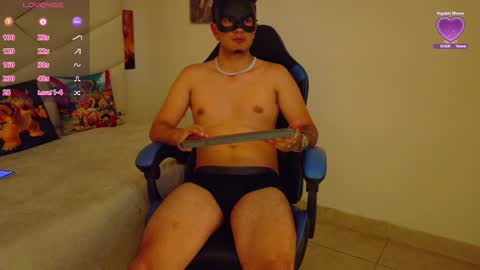 Snapshot of stevenn_star chatting on October 2025 07:37:01 PM STEV online show from October 2025 07:37:01 PM