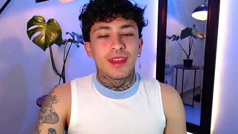 Daniel Steven Navarro online show from March 2026 10:48:01 PM