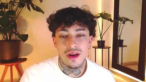 Daniel Steven Navarro online show from April 2026 11:16:01 PM