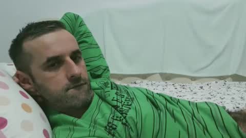 Snapshot of stevenpit chatting on December 2024 04:32:02 PM stevenpit online show from December 2024 04:32:02 PM