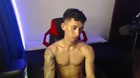 Snapshot of stevensex501 chatting on January 2025 05:02:02 AM steven online show from January 2025 05:02:02 AM