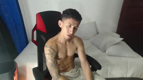 Snapshot of stevensex501 chatting on January 2025 10:43:02 PM steven online show from January 2025 10:43:02 PM