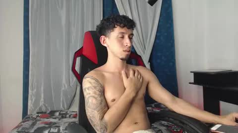 Snapshot of stevensex501 chatting on October 2025 07:06:02 AM steven online show from October 2025 07:06:02 AM