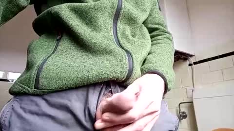 Snapshot of stevenx1974 chatting on January 2025 01:13:02 PM stevenx1974 online show from January 2025 01:13:02 PM