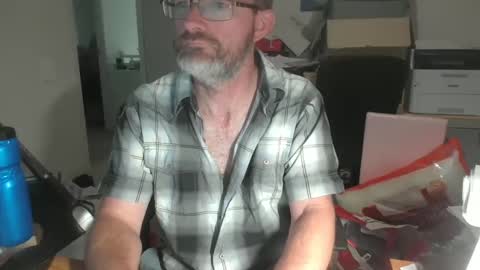 Snapshot of stevethetigerr chatting on January 2025 10:34:02 PM SteveTheTigerr online show from January 2025 10:34:02 PM