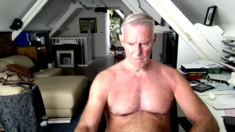 Snapshot of stevetwo chatting on July 2026 12:11:02 PM stevetwo online show from July 2026 12:11:02 PM
