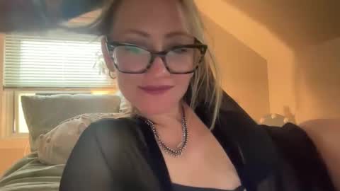 StevieGirl4U online show from October 2025 08:36:02 PM