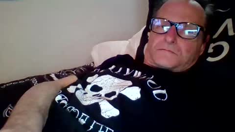 Snapshot of steviehard7 chatting on January 2025 03:48:01 AM steviehard7 online show from January 2025 03:48:01 AM