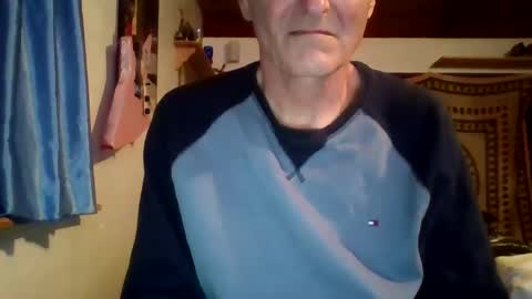 Snapshot of steviehard7 chatting on March 2025 04:38:02 AM steviehard7 online show from March 2025 04:38:02 AM