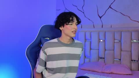 Snapshot of sthepanodimonaco chatting on April 2026 03:18:01 AM Sthepano online show from April 2026 03:18:01 AM