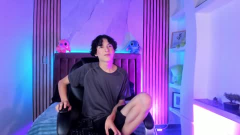 Snapshot of sthepanodimonaco chatting on April 2026 03:22:01 AM Sthepano online show from April 2026 03:22:01 AM