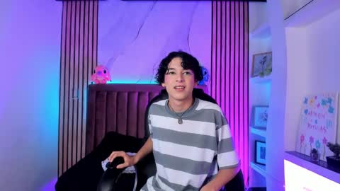 Snapshot of sthepanodimonaco chatting on April 2026 03:23:01 AM Sthepano online show from April 2026 03:23:01 AM