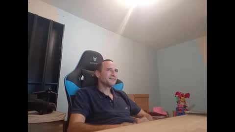 Snapshot of stickolive1 chatting on September 2025 07:35:01 PM stickolive1 online show from September 2025 07:35:01 PM