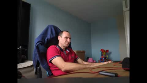 Snapshot of stickolive1 chatting on September 2025 10:20:02 AM stickolive1 online show from September 2025 10:20:02 AM