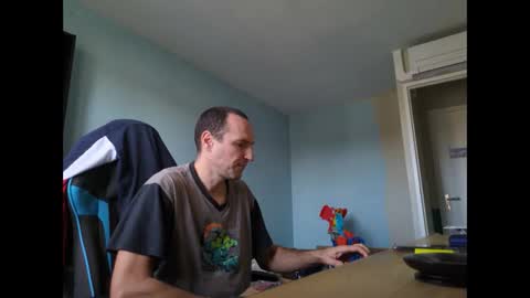 Snapshot of stickolive1 chatting on October 2025 01:42:02 PM stickolive1 online show from October 2025 01:42:02 PM