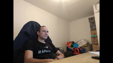 stickolive1 online show from March 2026 10:46:02 PM